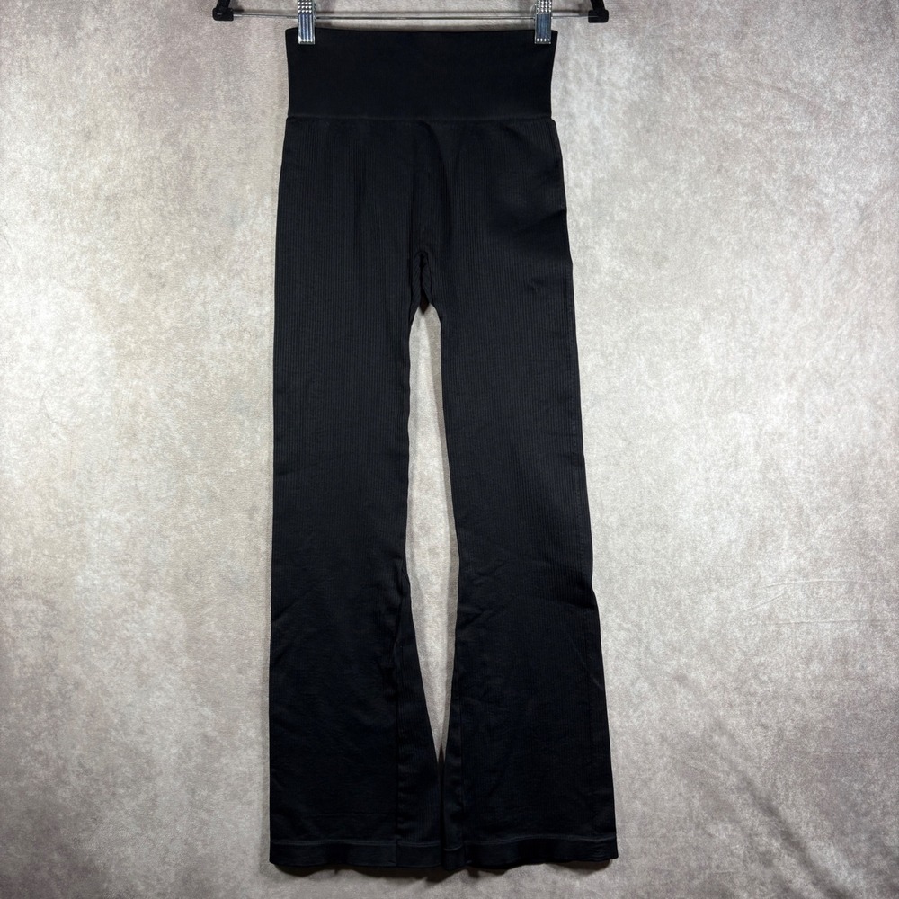 OQQ Leggings S Black Ribbed High Waisted Flare‎ Yoga Pants Seamless Athleisure